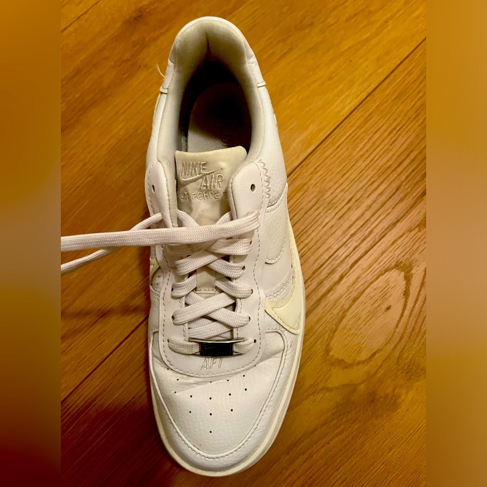 Nike Air Force 1 Platform size 6, Women’s Sneakers
